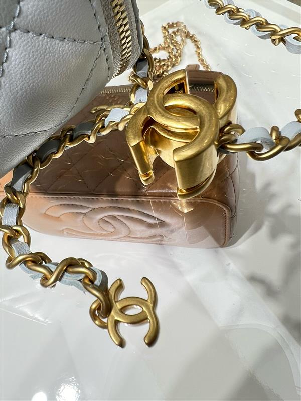 2026131222217793 700